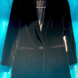 NWT KENNETH COLE VELVET BLACK JACKET